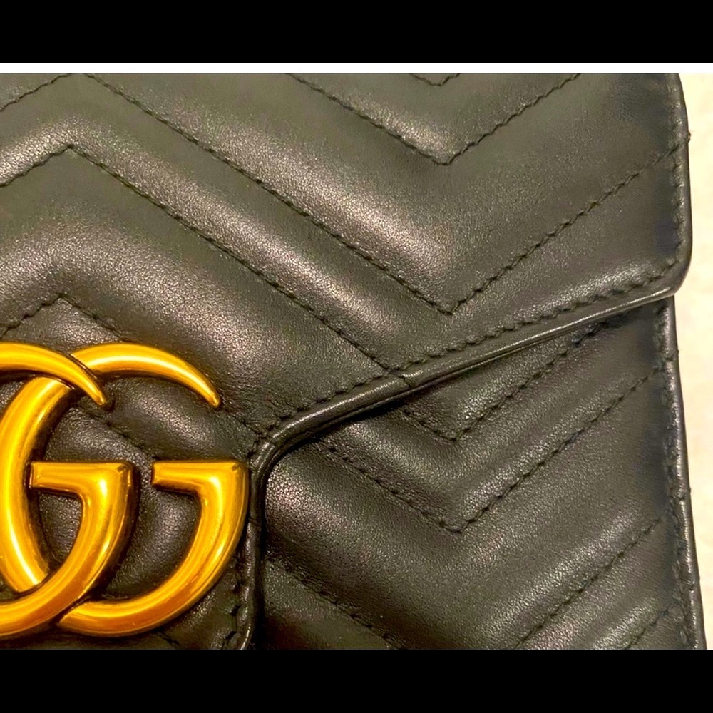 Gucci clutch crossbody purse